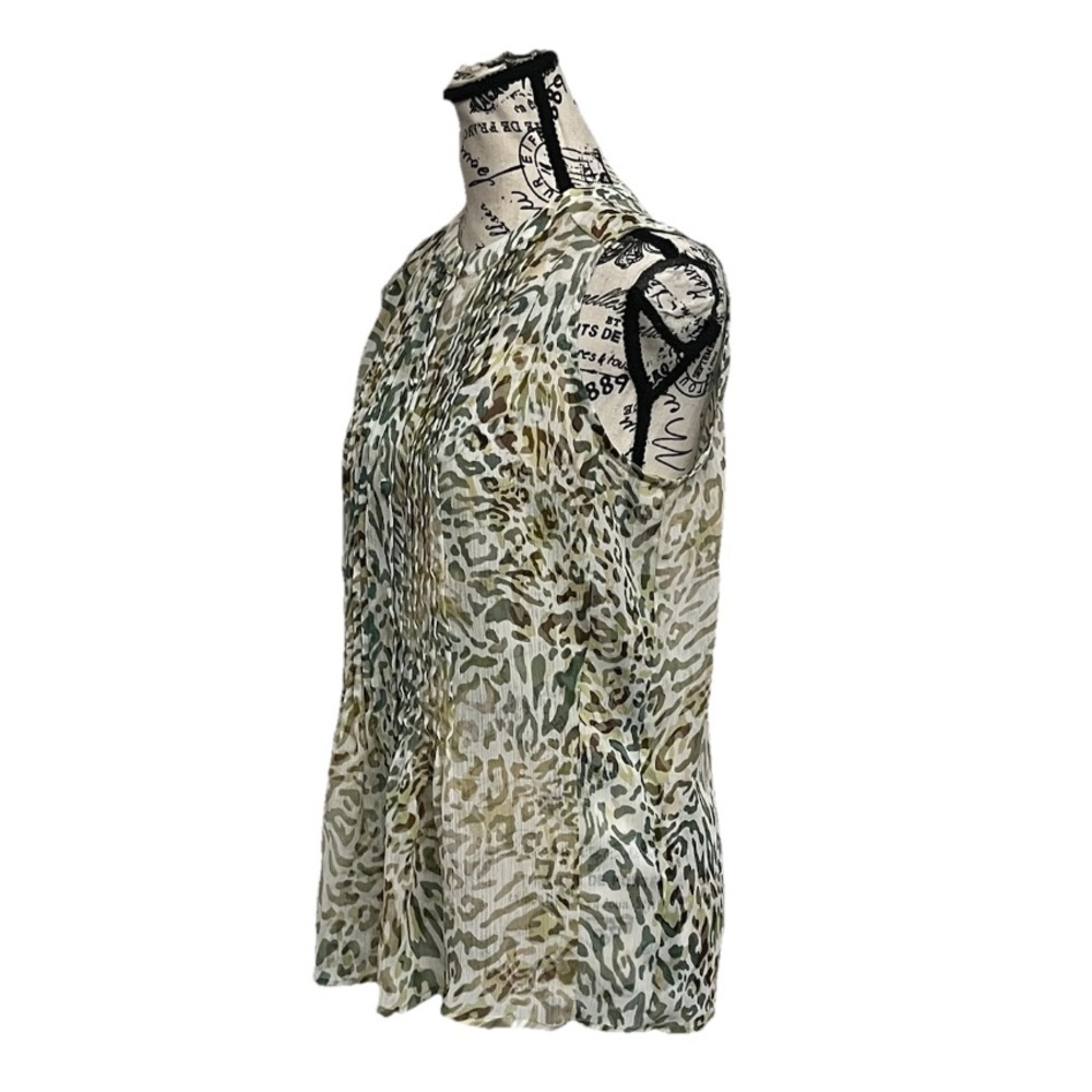 Liz Claiborne Green Animal Print Chiffon Pintuck Blouse MP Sheer Y2K Retro Boho - Picture 3 of 8